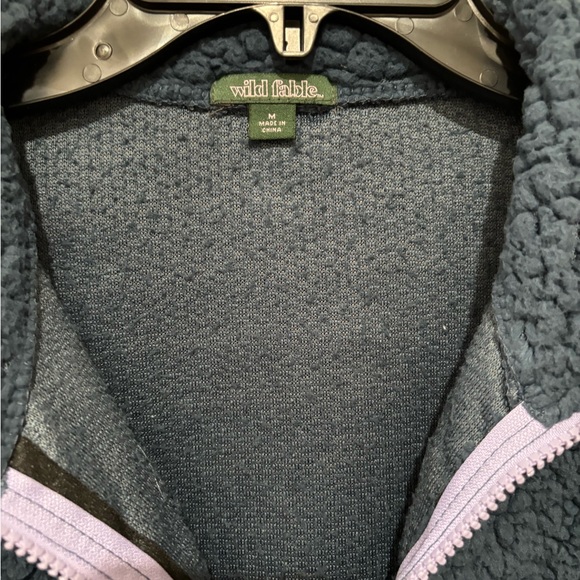 Wild Fable size Medium sweater - Picture 3 of 4